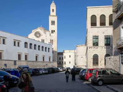 La scuola Corridoni di Bari